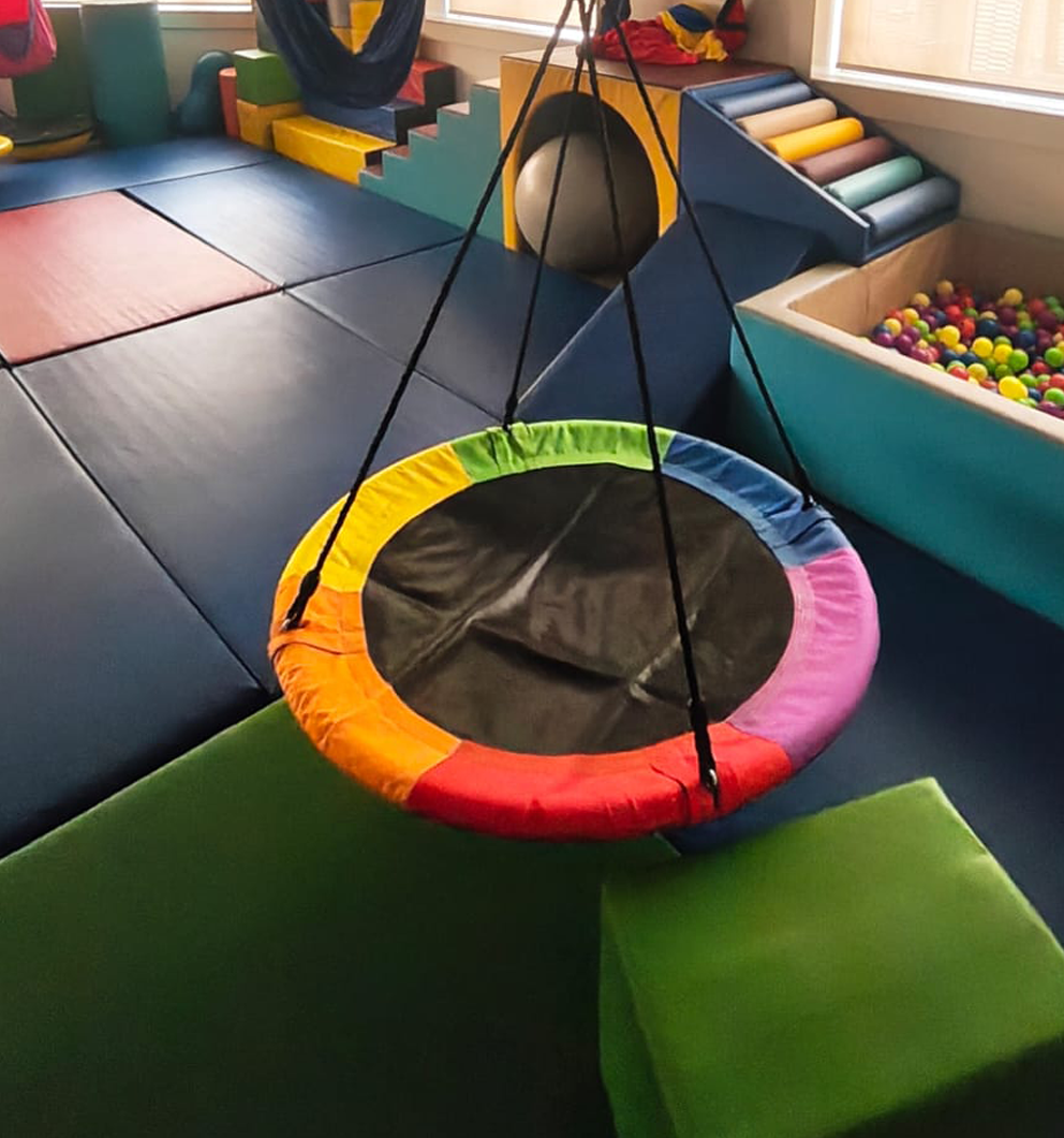 Rainbow-Colored Round Saucer Tree Swing